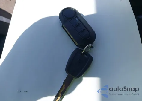 2014 Ram Promaster 1500 Low Roof из США, поврежденный, VIN 3C6TRVAG0EE103520